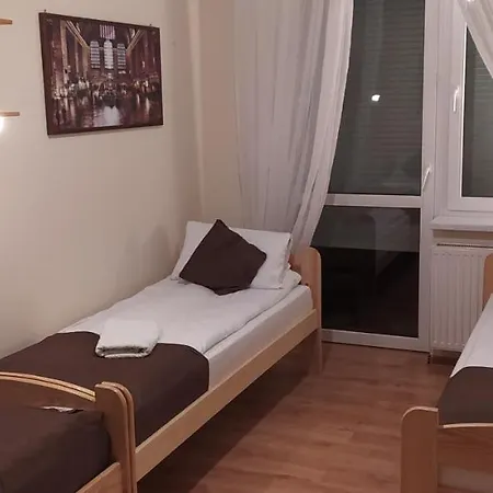 Na Kawiarach * Γκνιέζνο