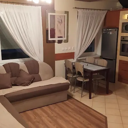 Na Kawiarach Apartment *