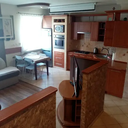 Na Kawiarach * Γκνιέζνο